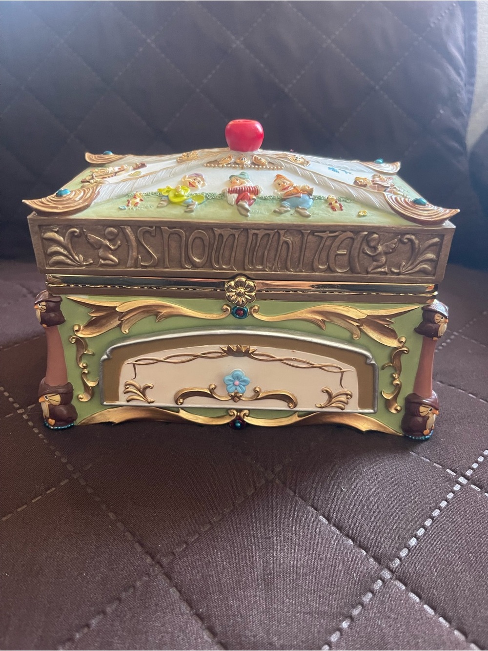 Rare Vintage Disney Snow White and the Seven Dwarfs music jewelry box